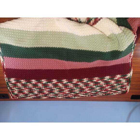 Handmade Crocheted Striped Blanket Throw Gorgeous Beautiful Unique Warm Winter - Picture 8 of 11